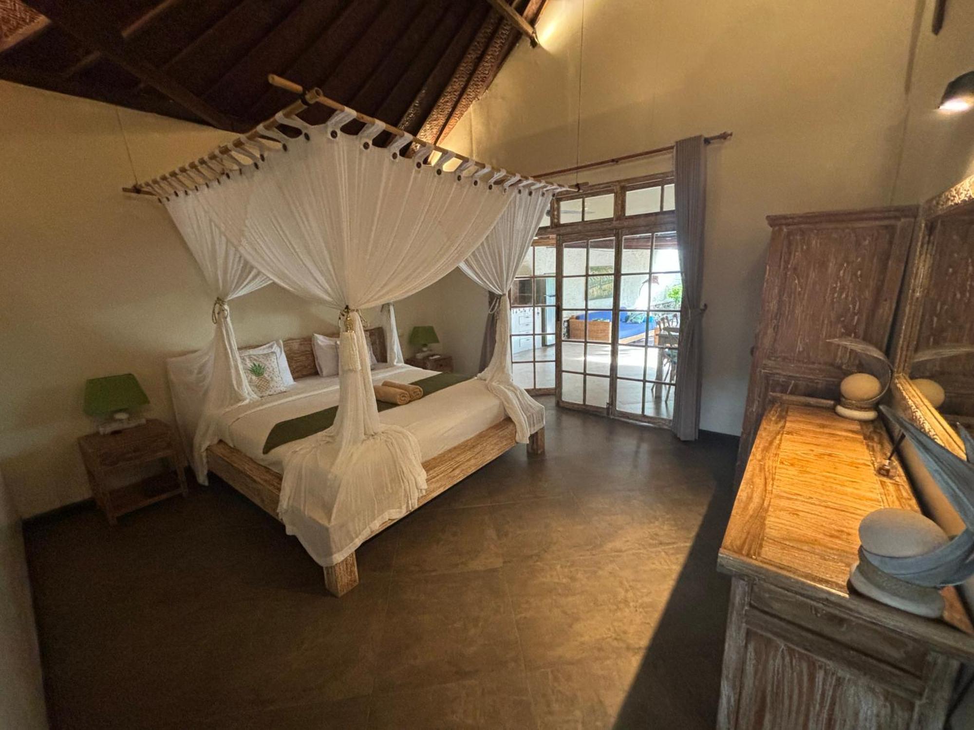 Breezy Point Villas Nusa Dua  Dış mekan fotoğraf