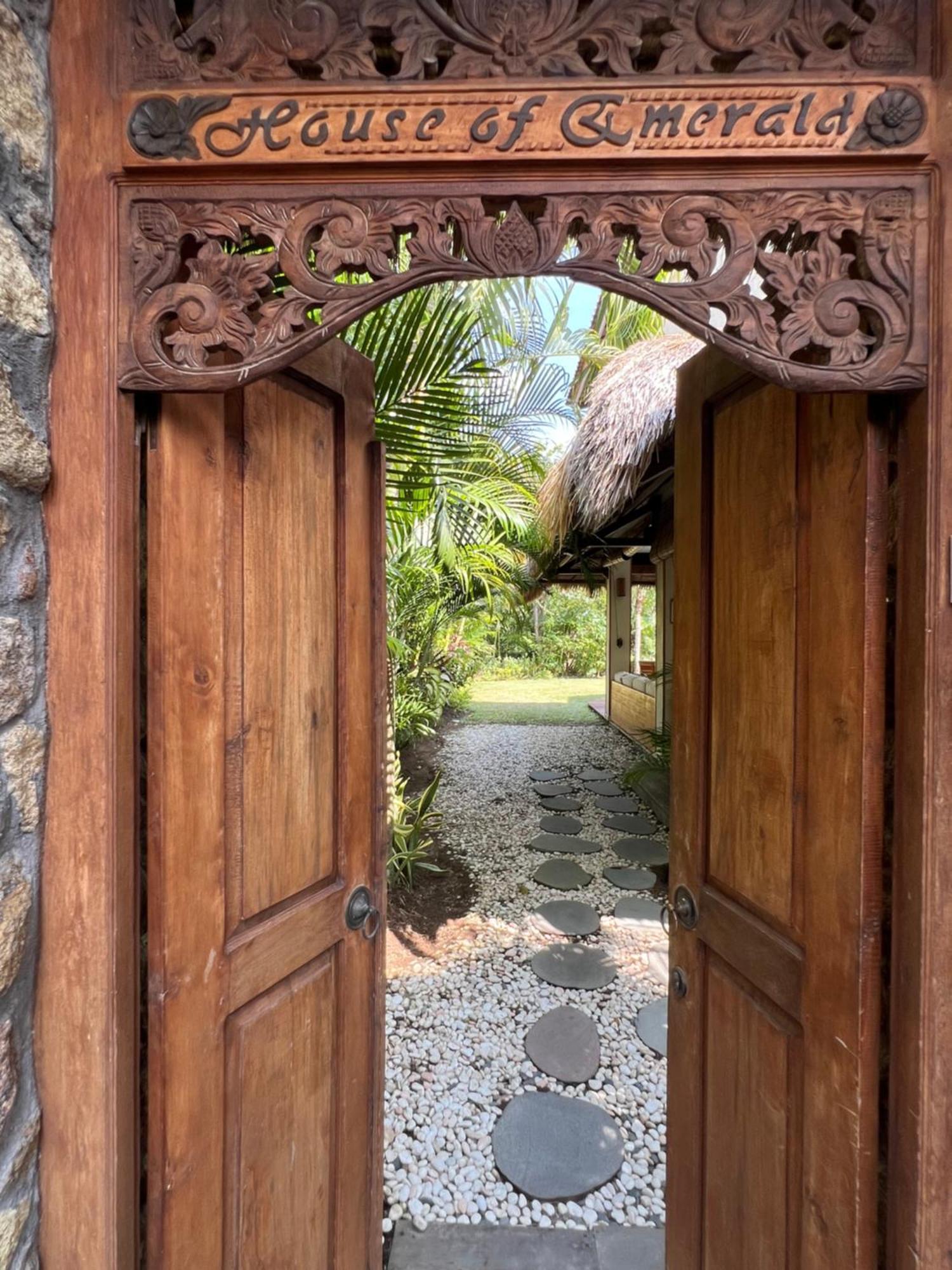 Breezy Point Villas Nusa Dua  Dış mekan fotoğraf